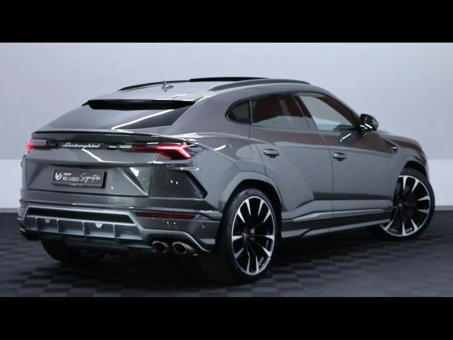 Lamborghini Urus 2022 건메탈 사진 5
