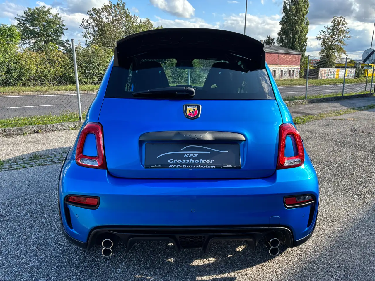 Abarth 500 2022 — фото 12