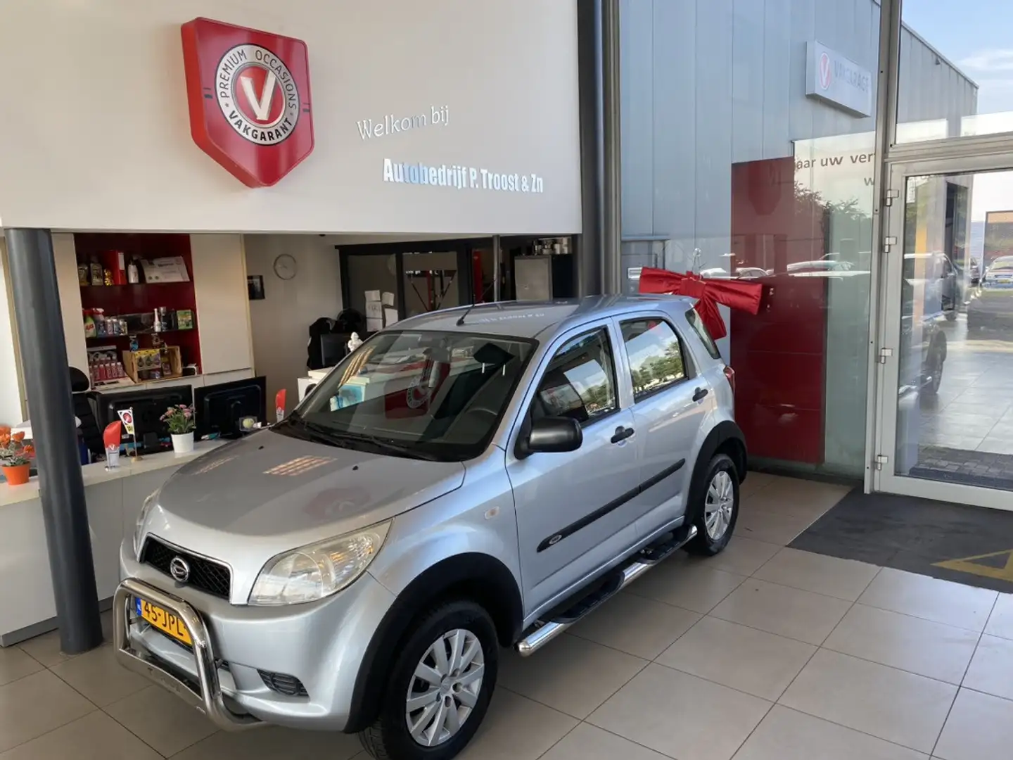 Daihatsu Terios 1.5-16v 2WD,Airco,Pushbar,Treeplankset,Spatbordver Gris - 2
