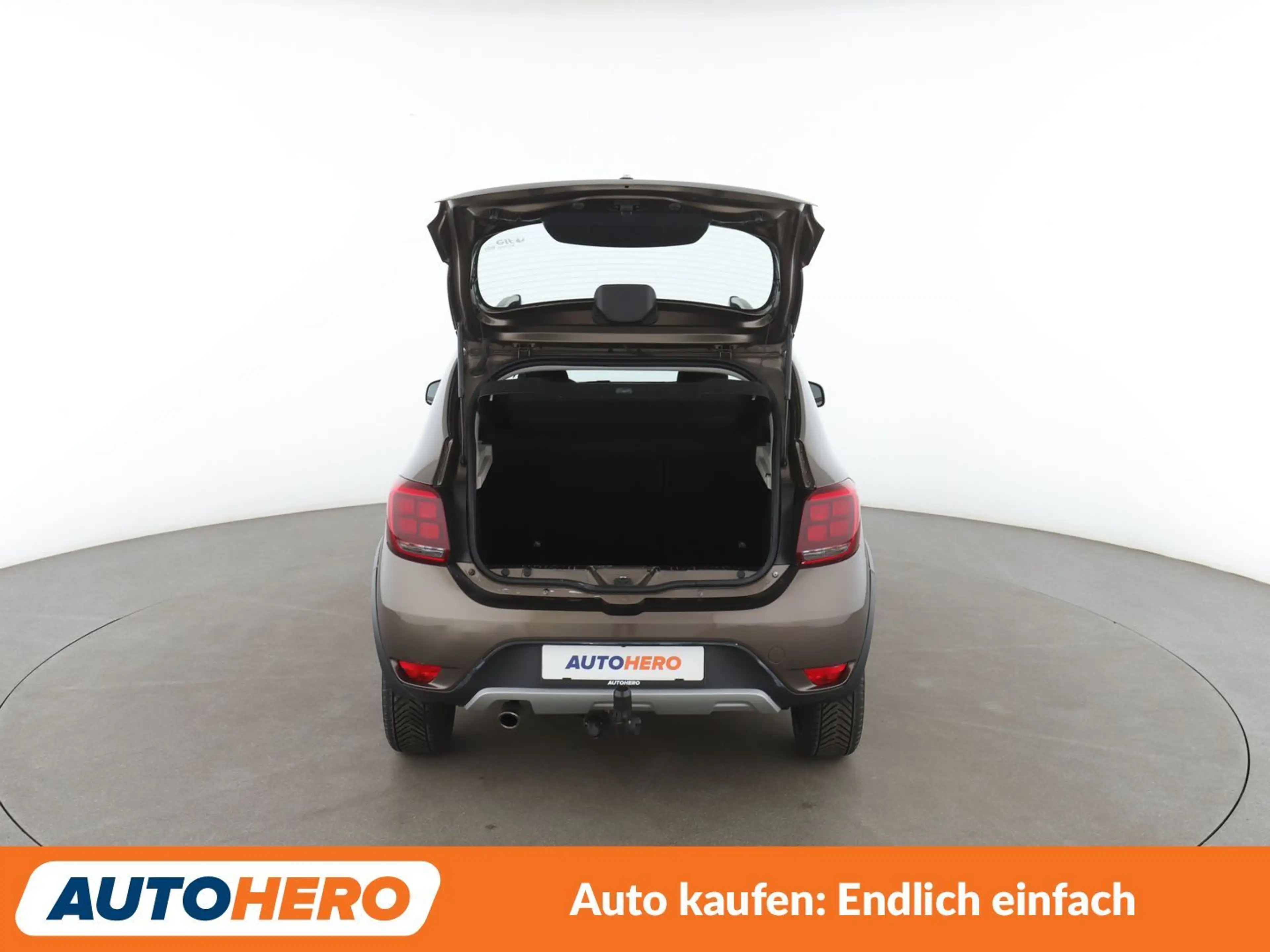 Dacia Sandero 0.9 TCe Stepway Essential *AHK*KLIMA*GARANTIE* — photo 16