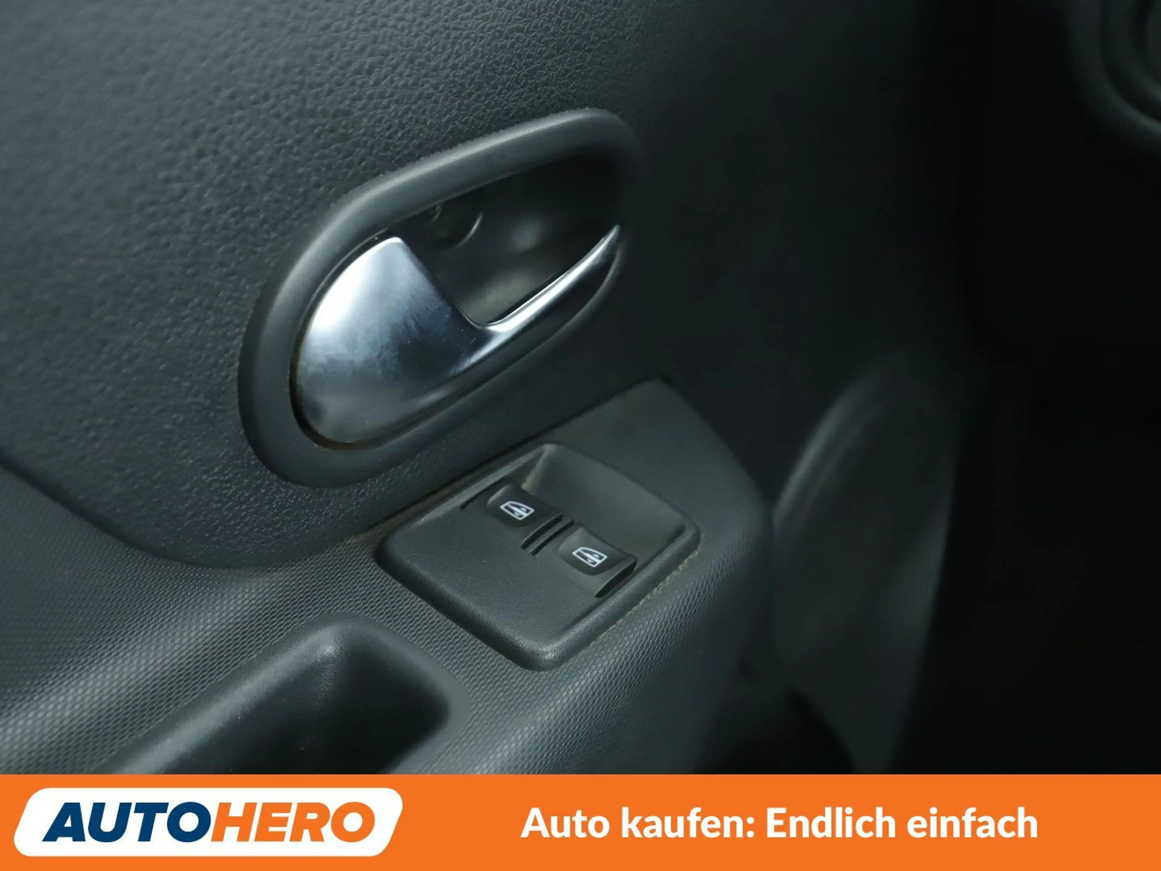 Dacia Sandero 0.9 TCe Stepway Essential *AHK*KLIMA*GARANTIE* — photo 24