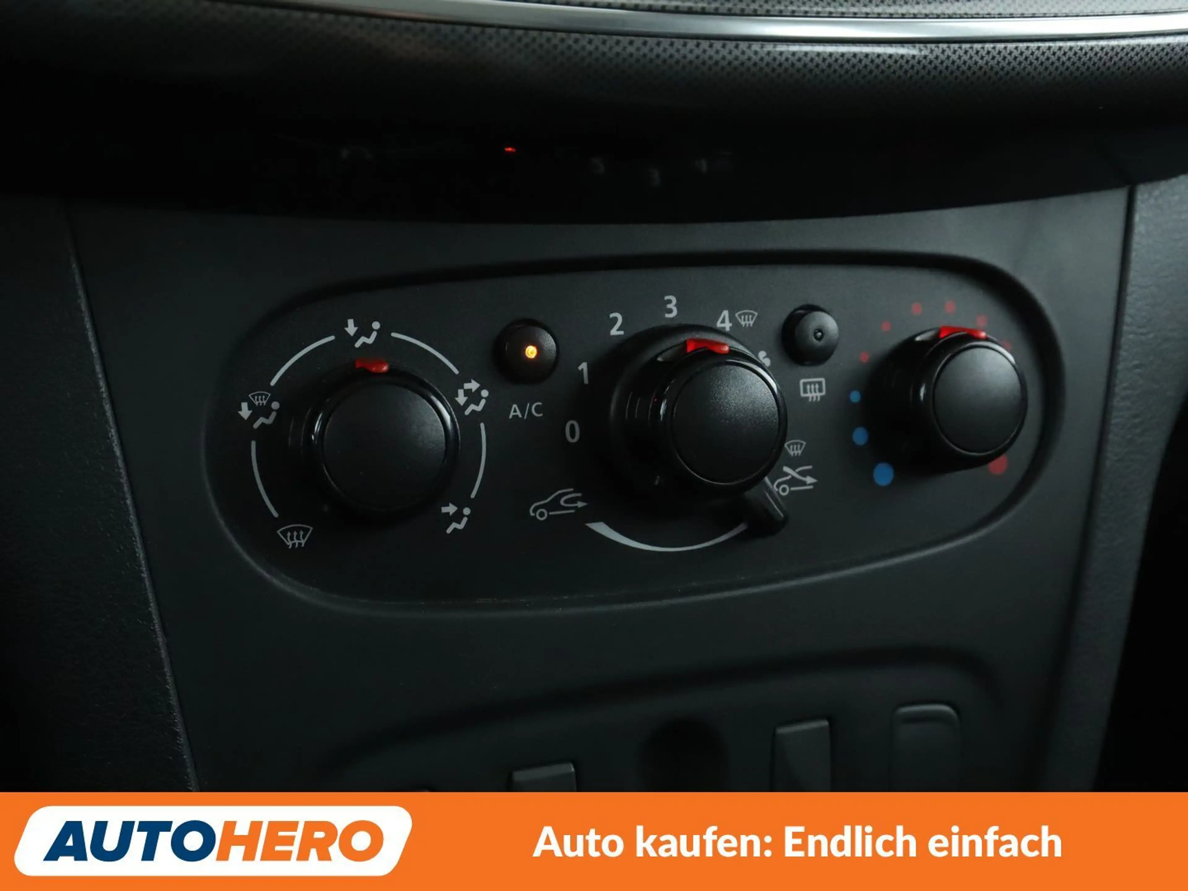 Dacia Sandero 0.9 TCe Stepway Essential *AHK*KLIMA*GARANTIE* — photo 22