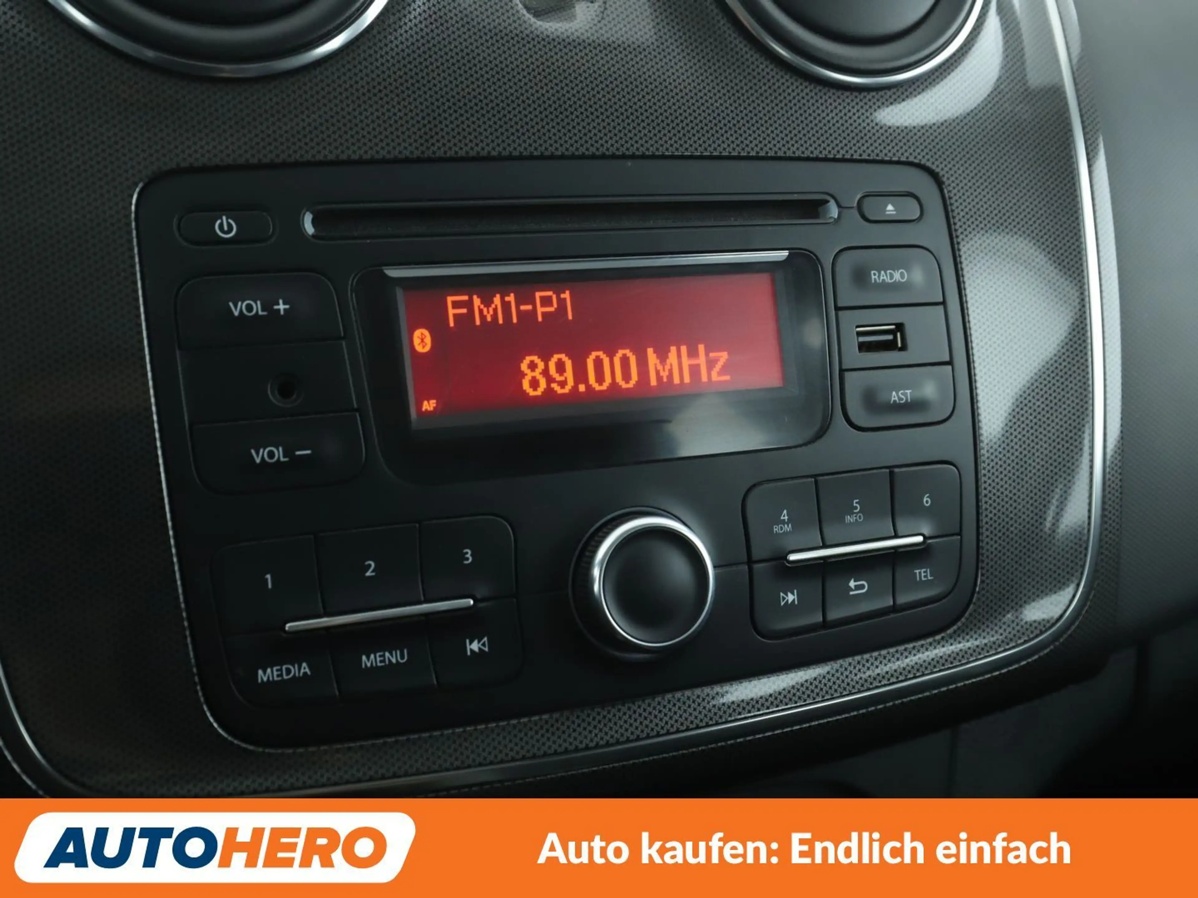 Dacia Sandero 0.9 TCe Stepway Essential *AHK*KLIMA*GARANTIE* — photo 21