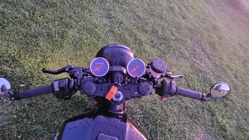 Kawasaki GT 550 - foto 2