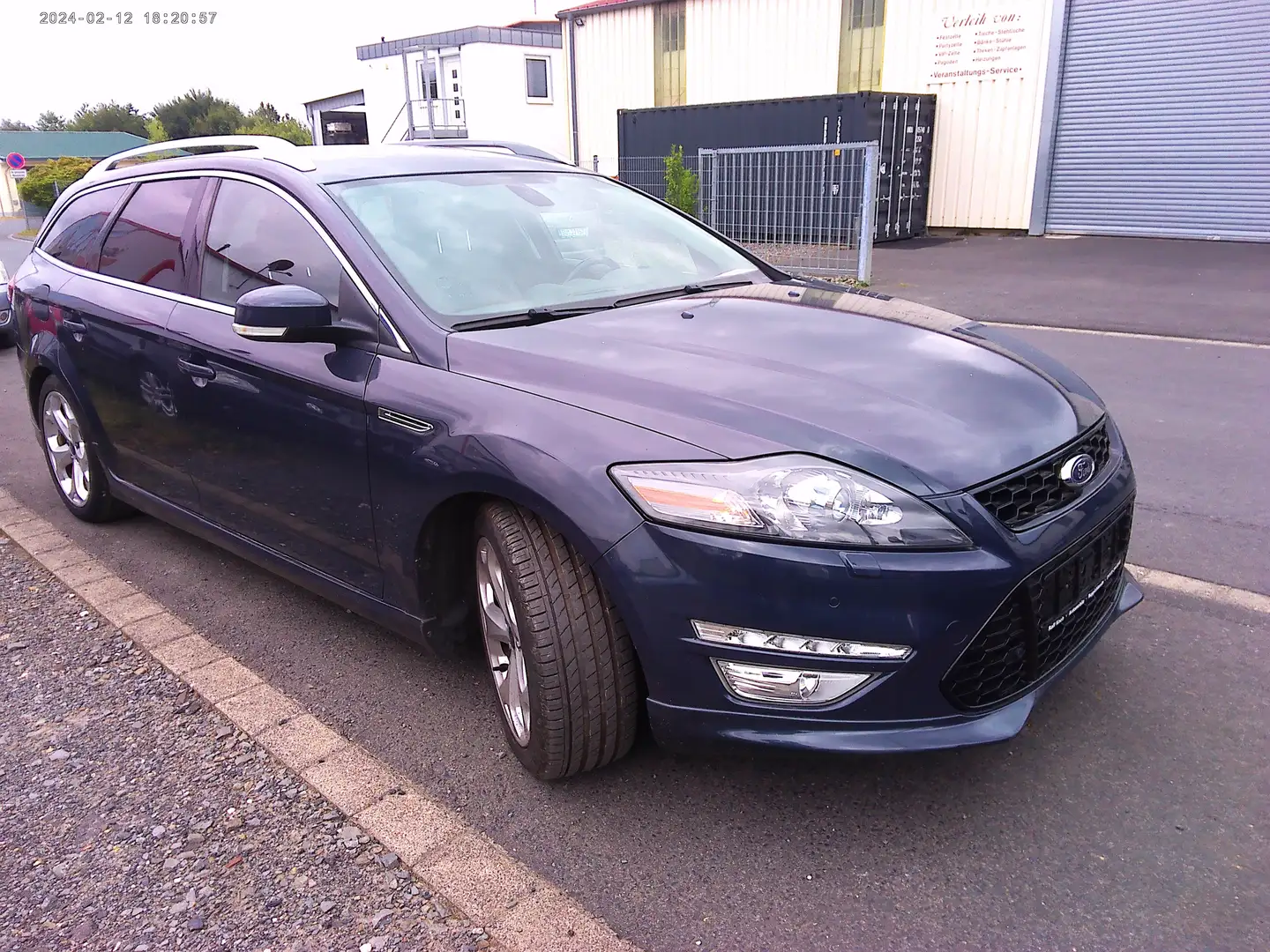Ford Mondeo 2.0 Ecoboost  Titanium Grau - 1