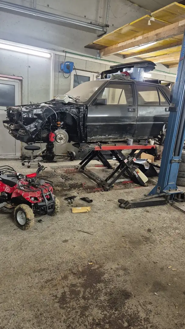 Lancia Delta HF Integ. Turbo 4WD - 2