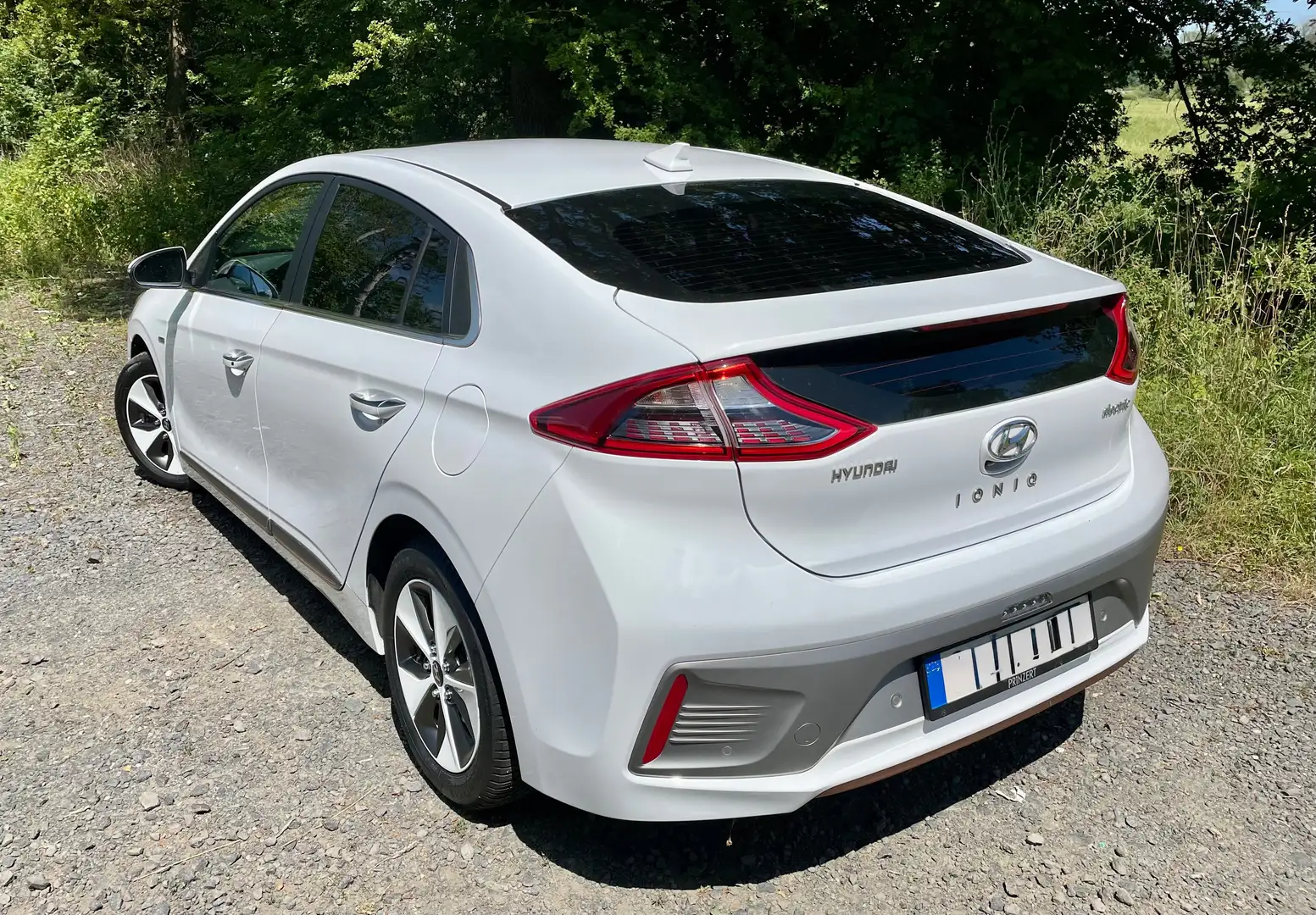 Hyundai IONIQ IONIQ Elektro Premium Weiß - 2