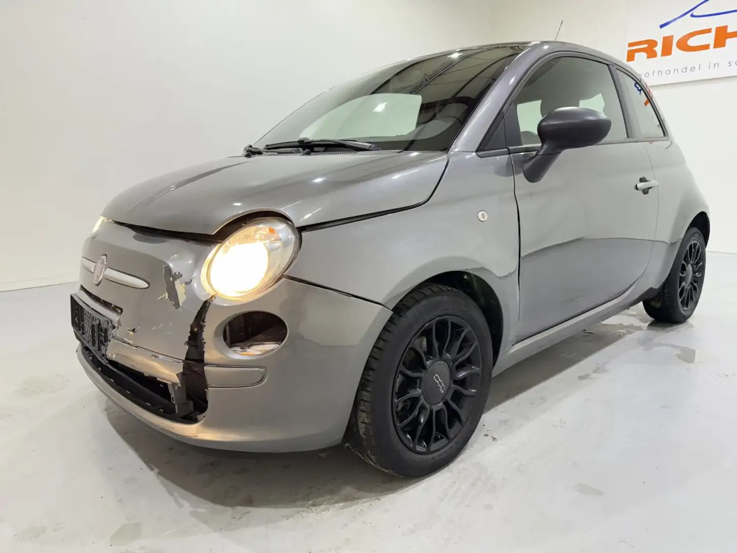 Fiat 500 0.9 TwinAir Airco Grijs - 2