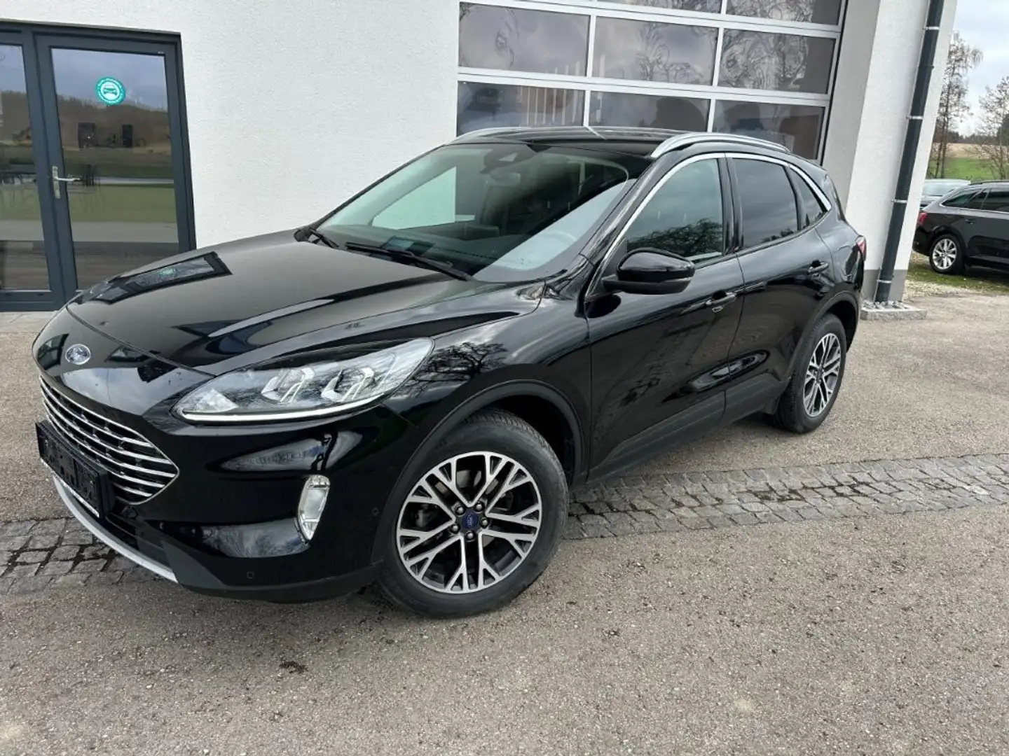 Ford Kuga 2,0 EcoBlue AWD Titanium Aut.*TOP AUSSTATTUNG* Schwarz - 1