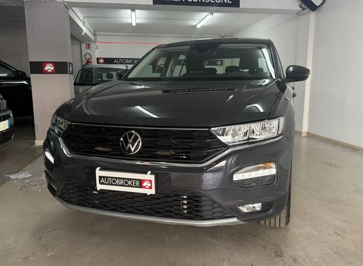 Volkswagen T-Roc 2.0 TDI SCR 150 CV DSG Business BlueMotion Technol Grigio - 2