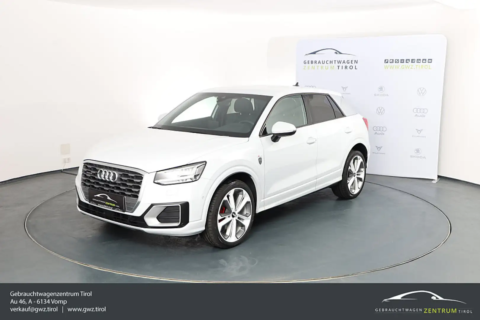 Audi Q2 40 TFSI quattro S-tronic S LINE KEY LED ACC LANE Weiß - 1
