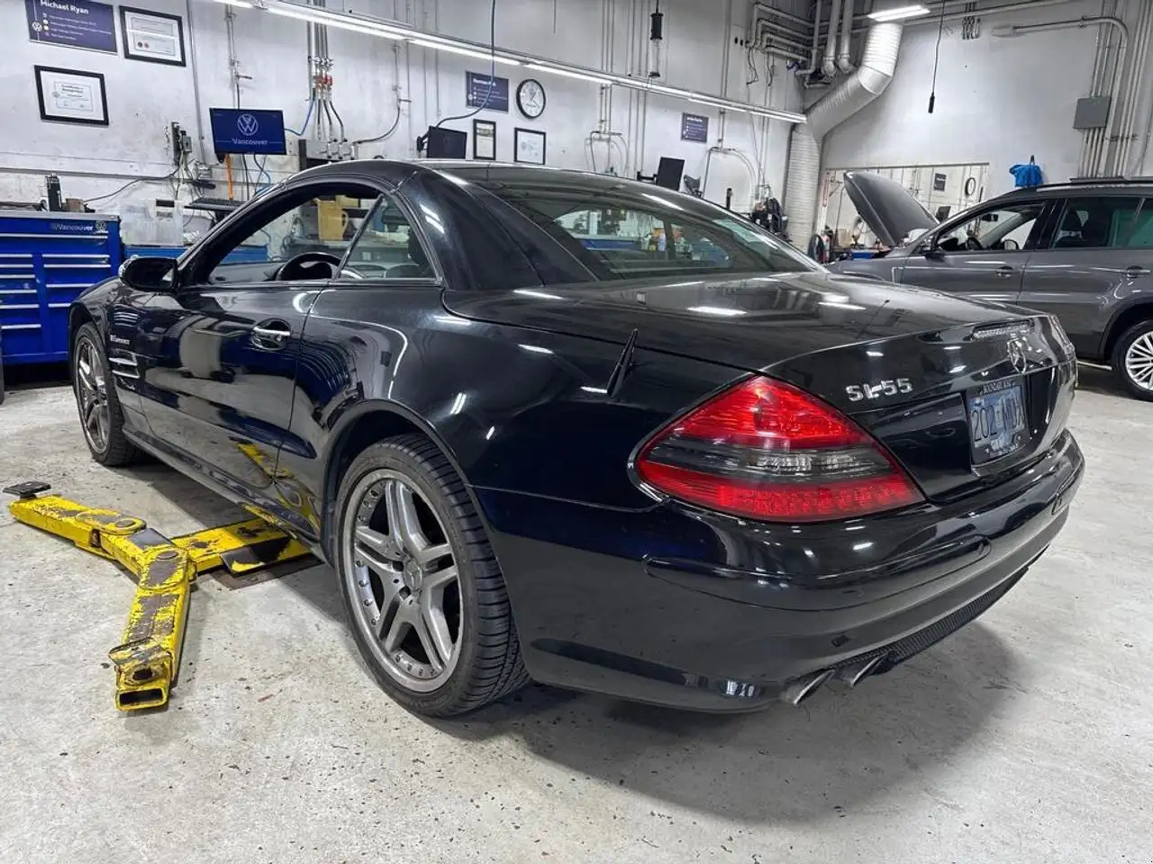 Mercedes-Benz SL снимка Mercedes-Benz SL