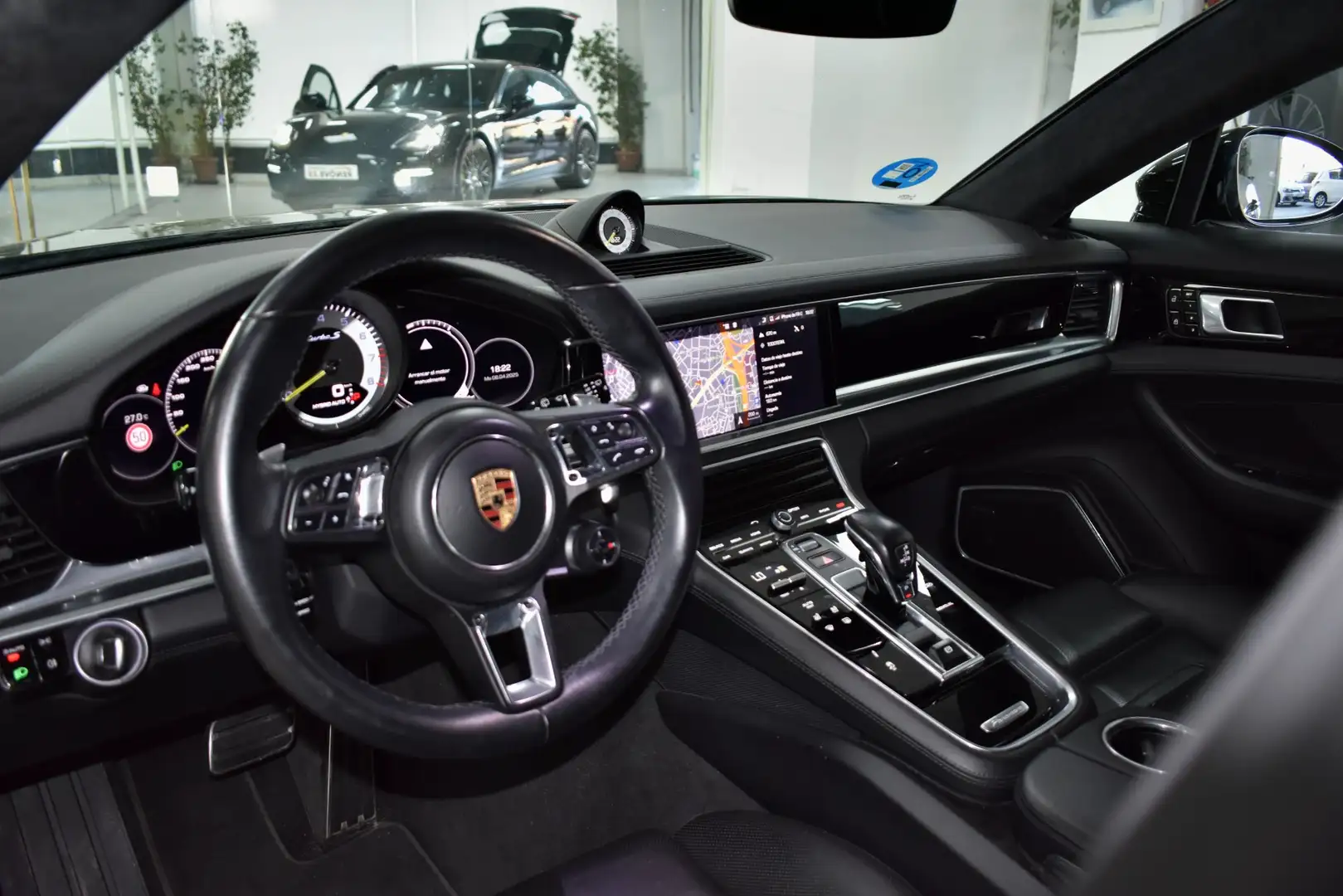 Porsche Panamera Turbo S e-Hybrid Sport Turismo Czarny - 2