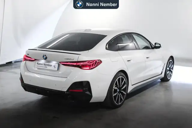BMW 4 Series view 3