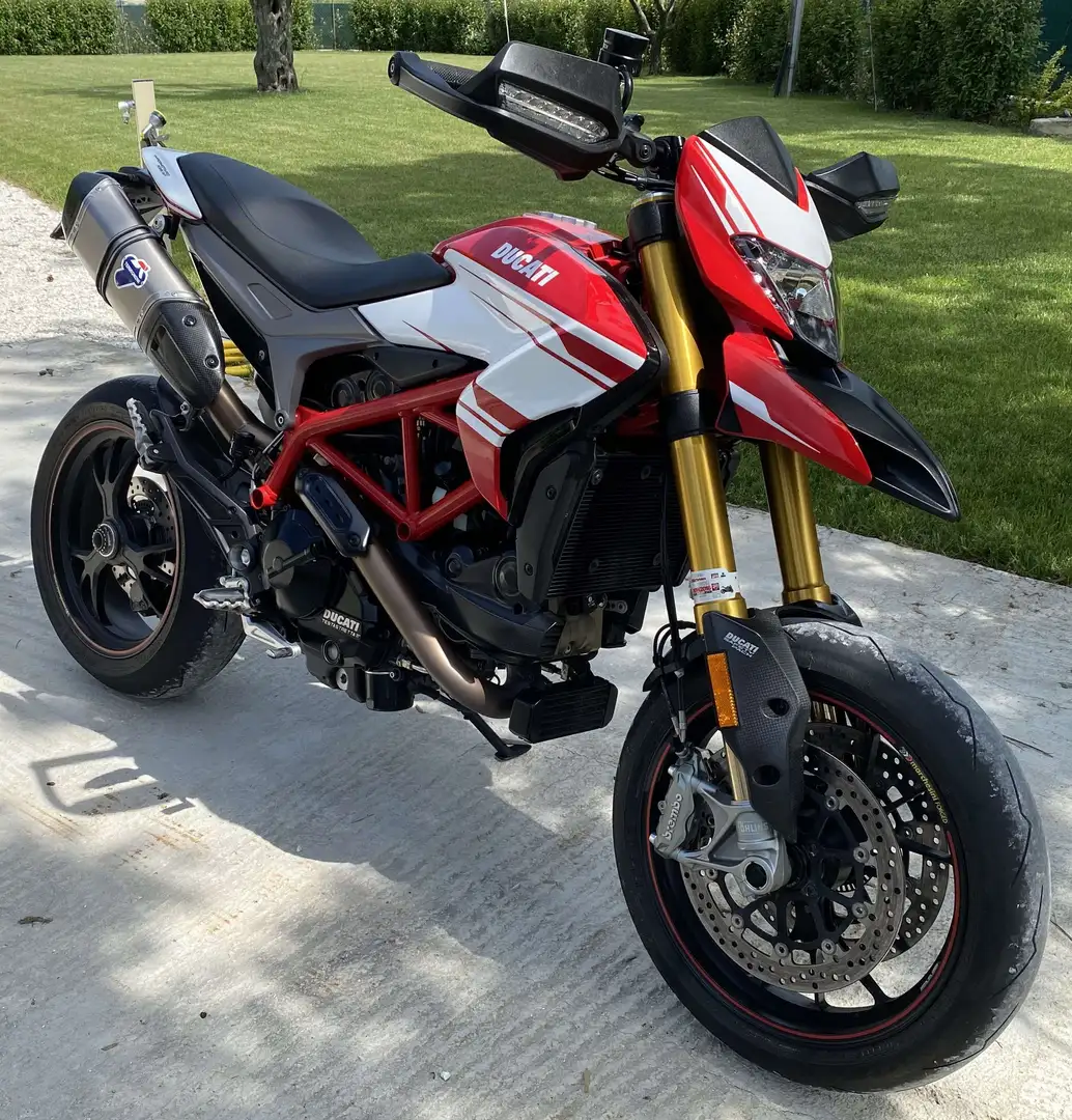 Ducati Hypermotard 939 SP Roşu - 1