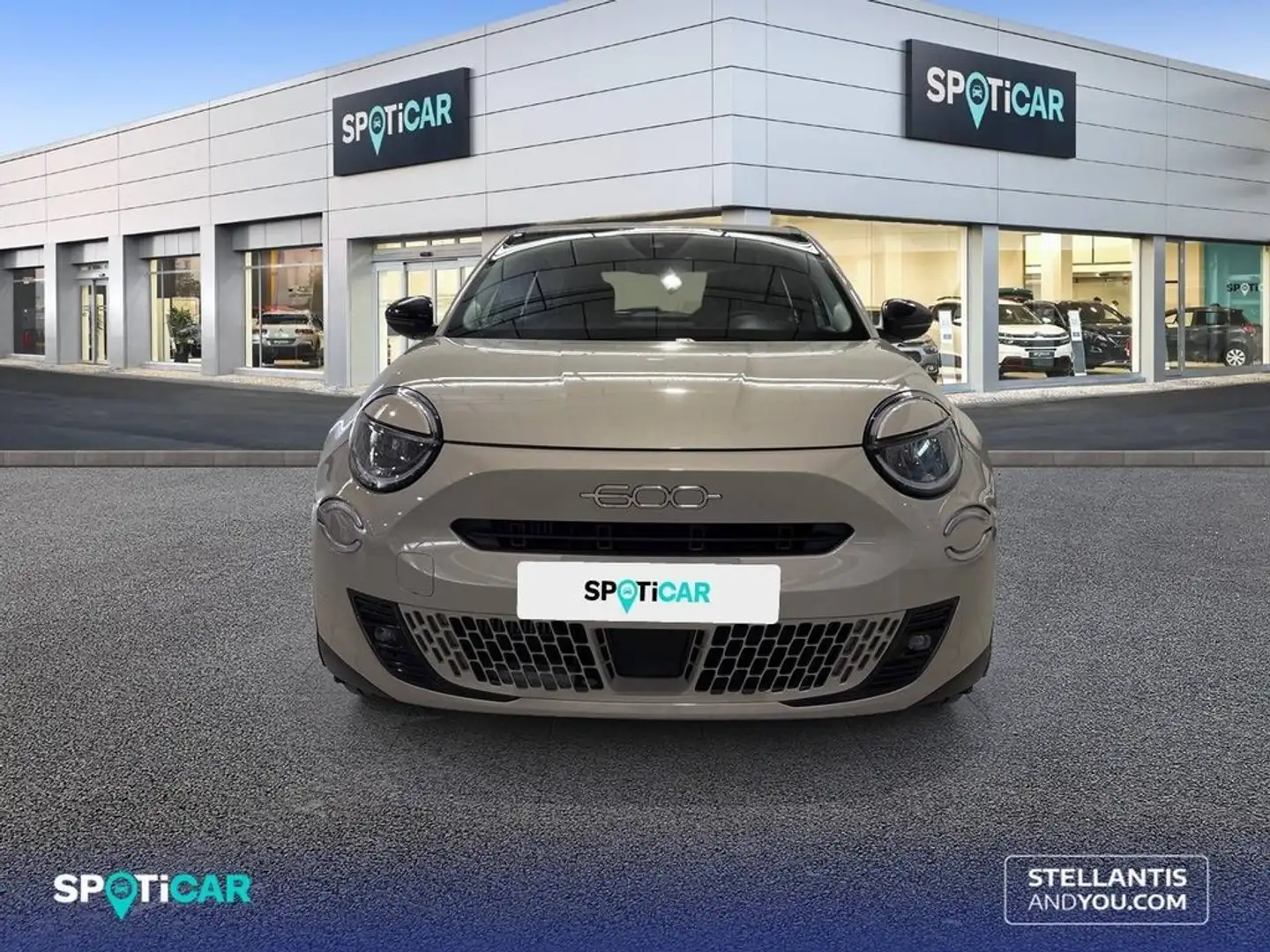 Fiat 600 MHEV 1.2 74kW (100CV) DDCT - Gris - 2