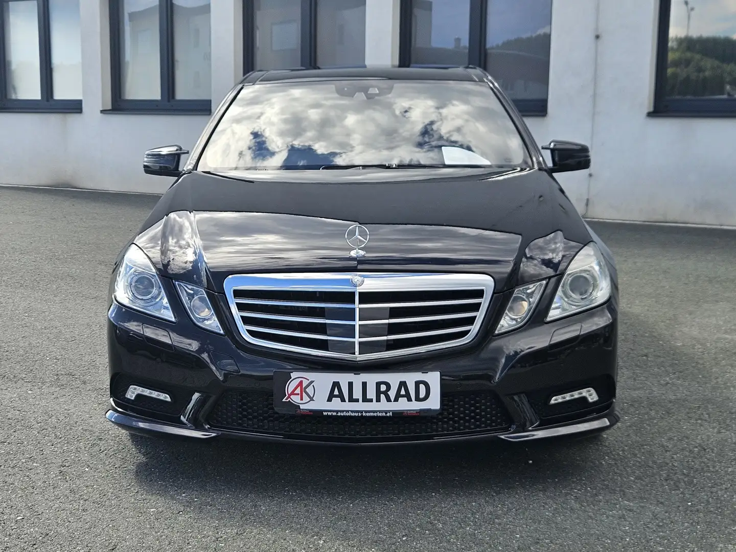 Mercedes-Benz E 350 E 350 CDI 4Matic (212.093) Schwarz - 2