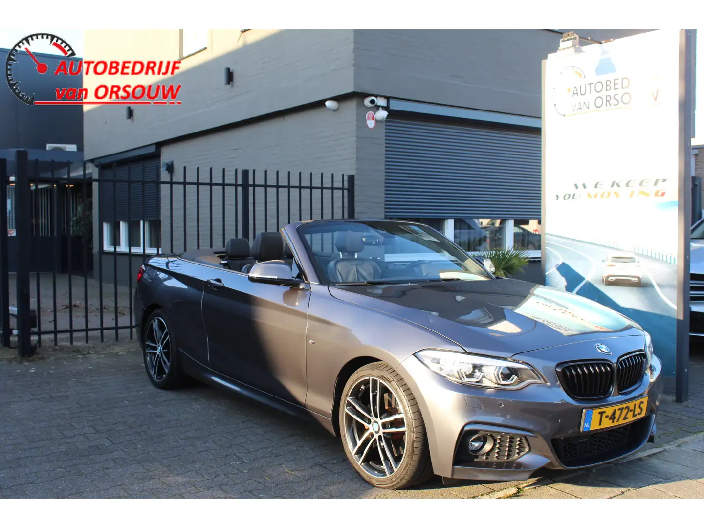 BMW 220 2-serie 220i Cabriolet High Executive M-Sport Auto Grijs - 1