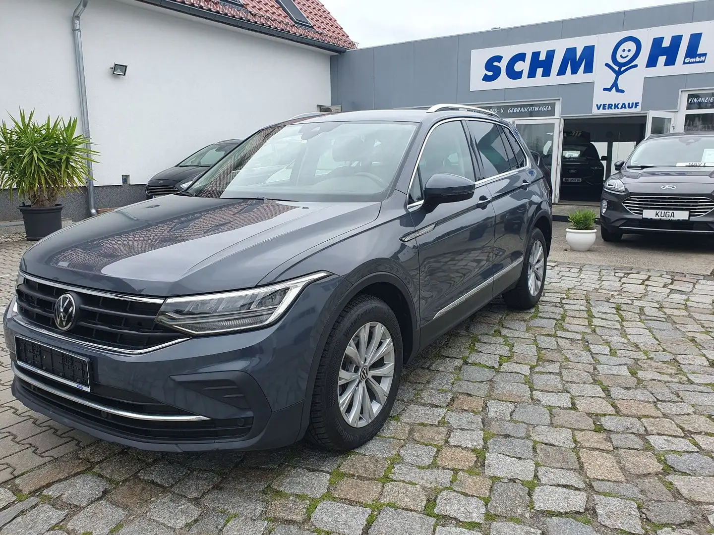 Volkswagen Tiguan Life Gris - 1