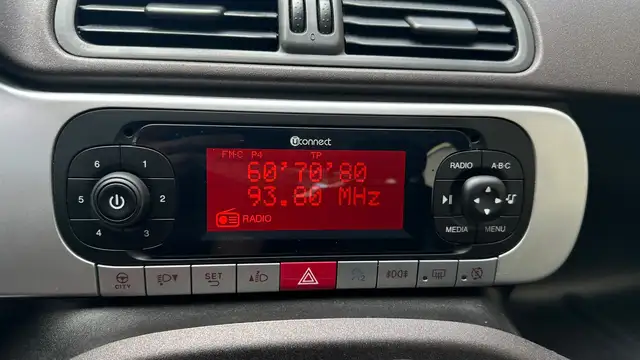 Fiat Panda view 12