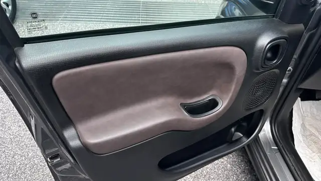 Fiat Panda view 24