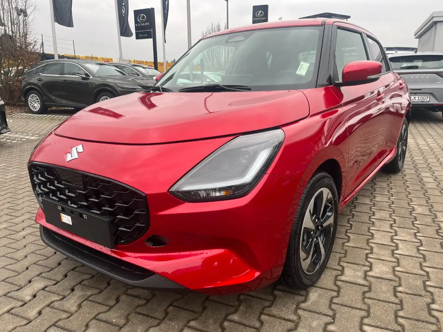 Suzuki Swift 1.2 Mild-Hybrid Dualjet Comfort+ Kamera.BT Rot - 1