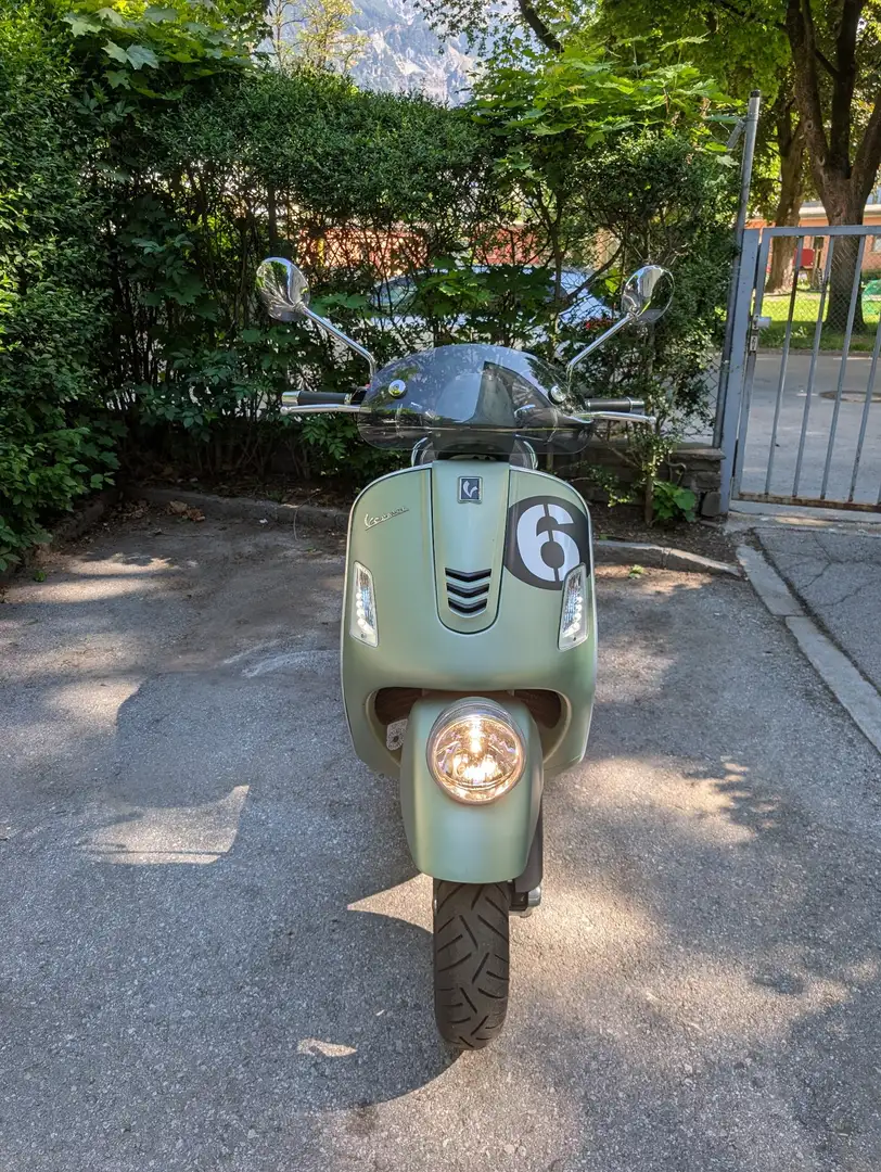 Vespa GTV 300 Vespa GTV Sei Giorni Special Edition Nr. 193 Rolle Groen - 1