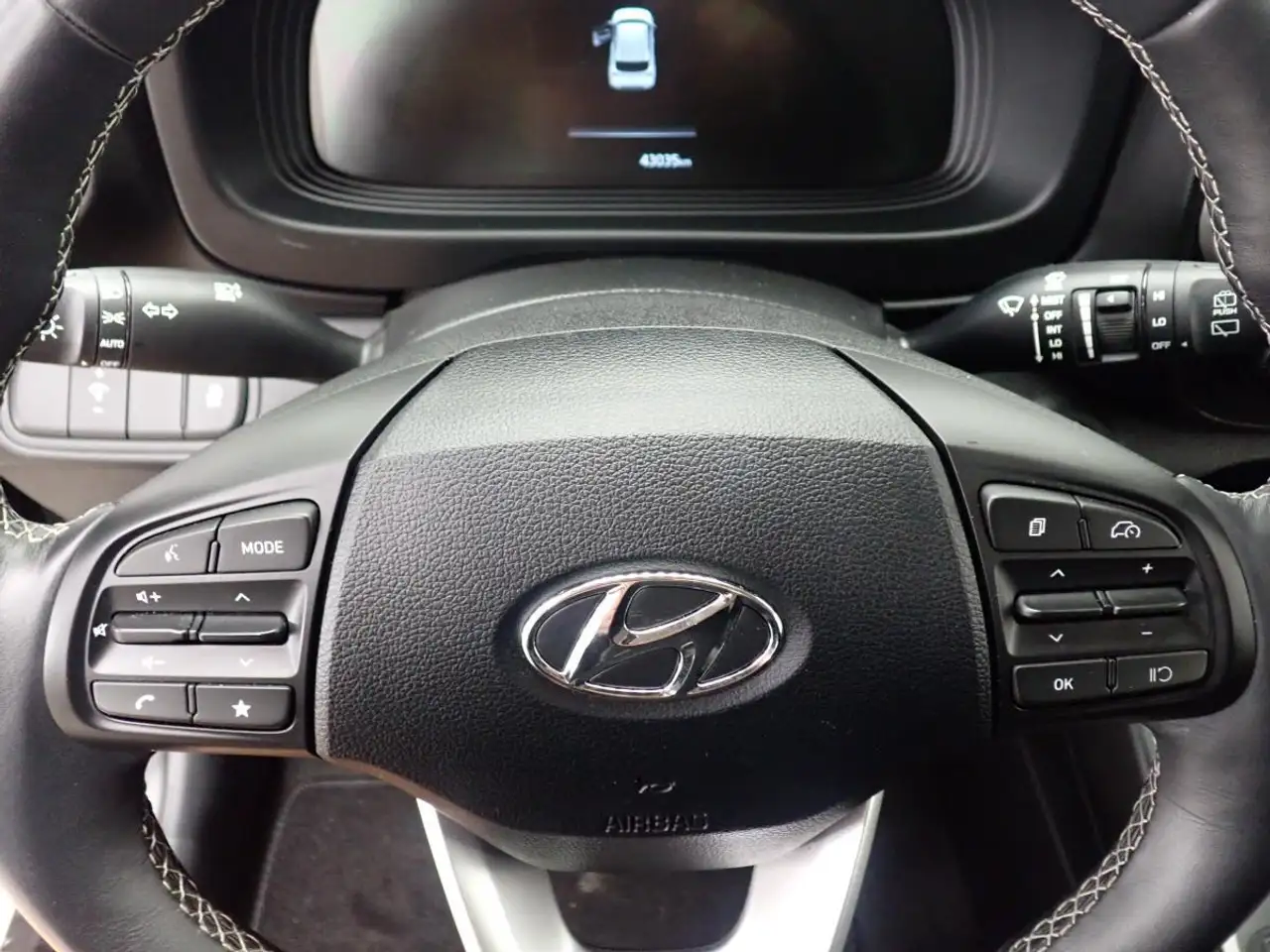Hyundai Venue снимка Hyundai Venue