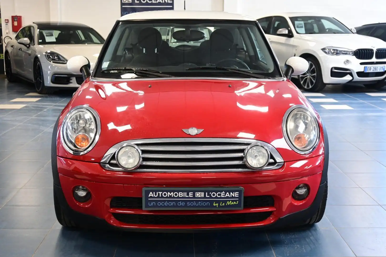 MINI One HATCH R56 1.6 D - 110 Cooper Noir - 2
