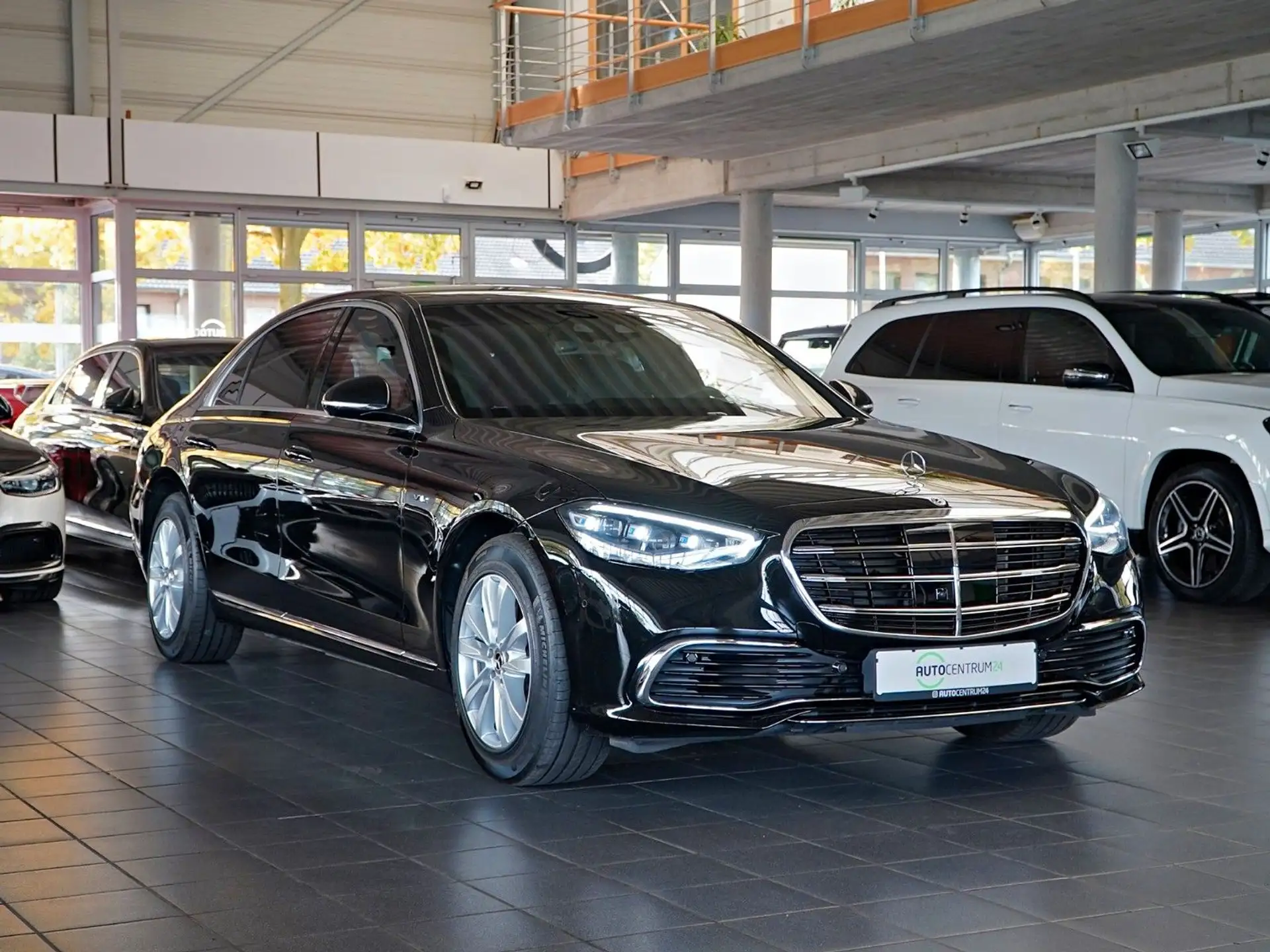 벤츠 S-클래스 S 680 2024 검정 사진 4