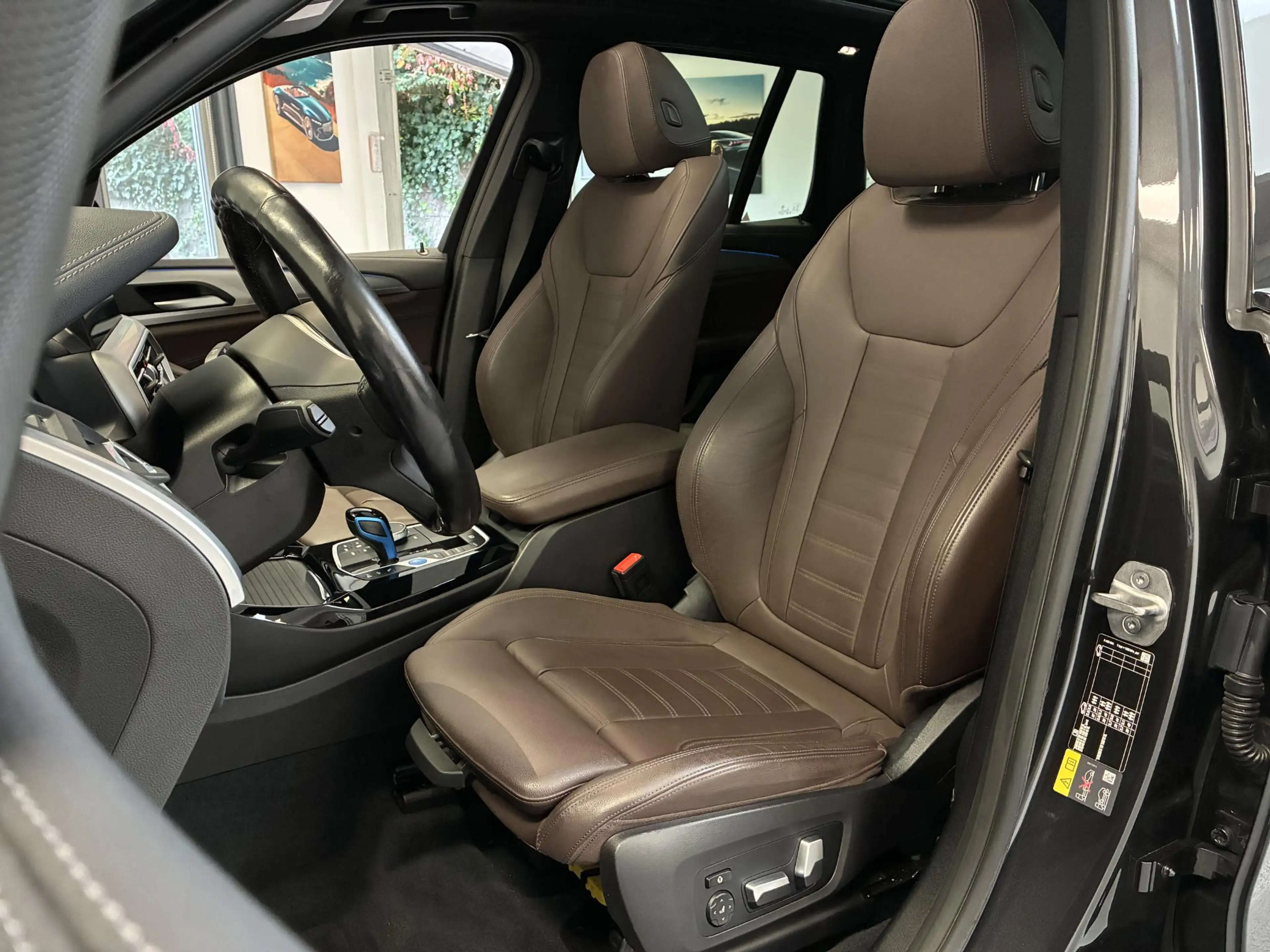 BMW iX3 M-Sport Shadow Line 80 kWh | 93% SOH | TREKHAAK | — photo 4