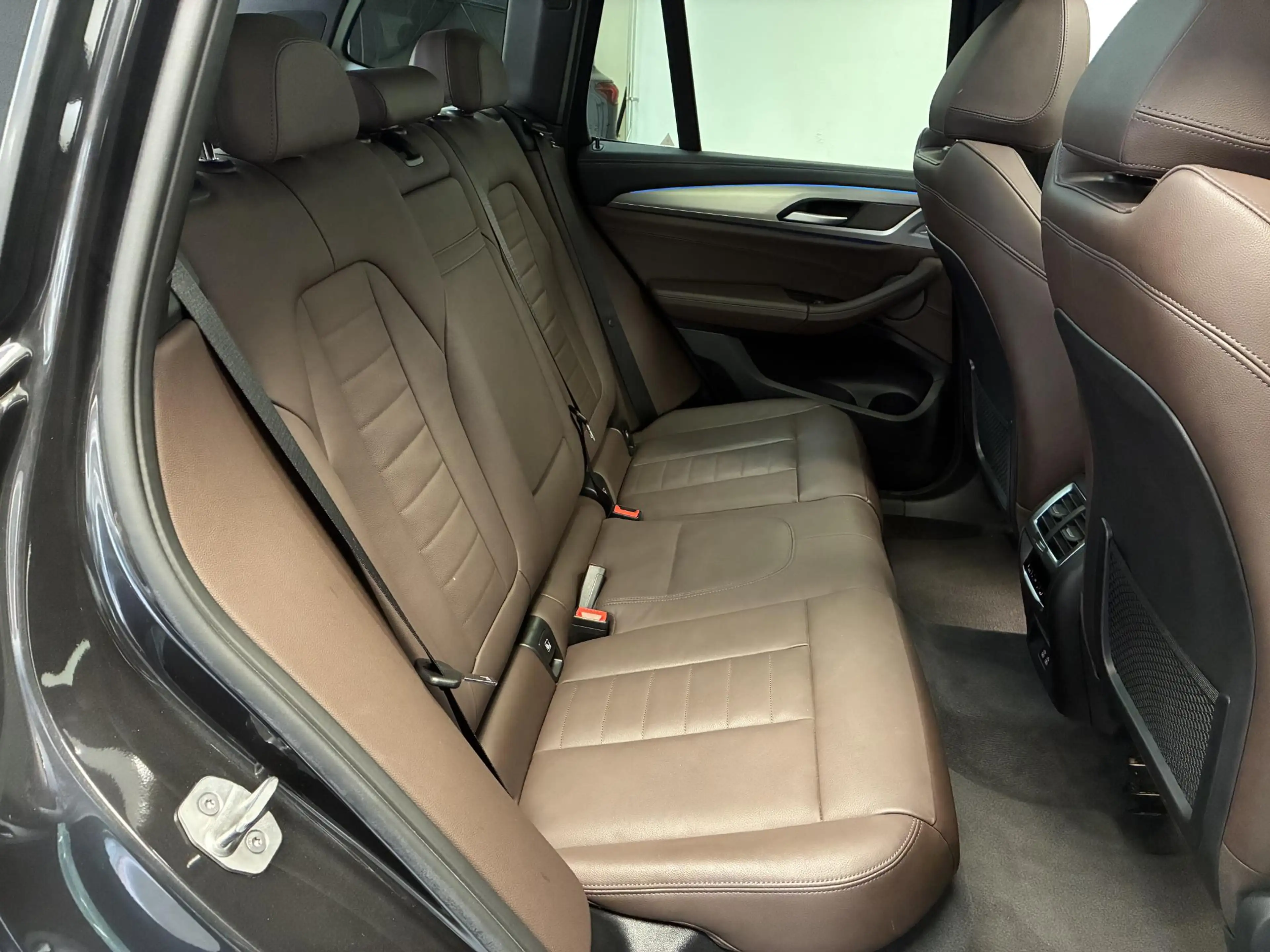 BMW iX3 M-Sport Shadow Line 80 kWh | 93% SOH | TREKHAAK | — photo 13