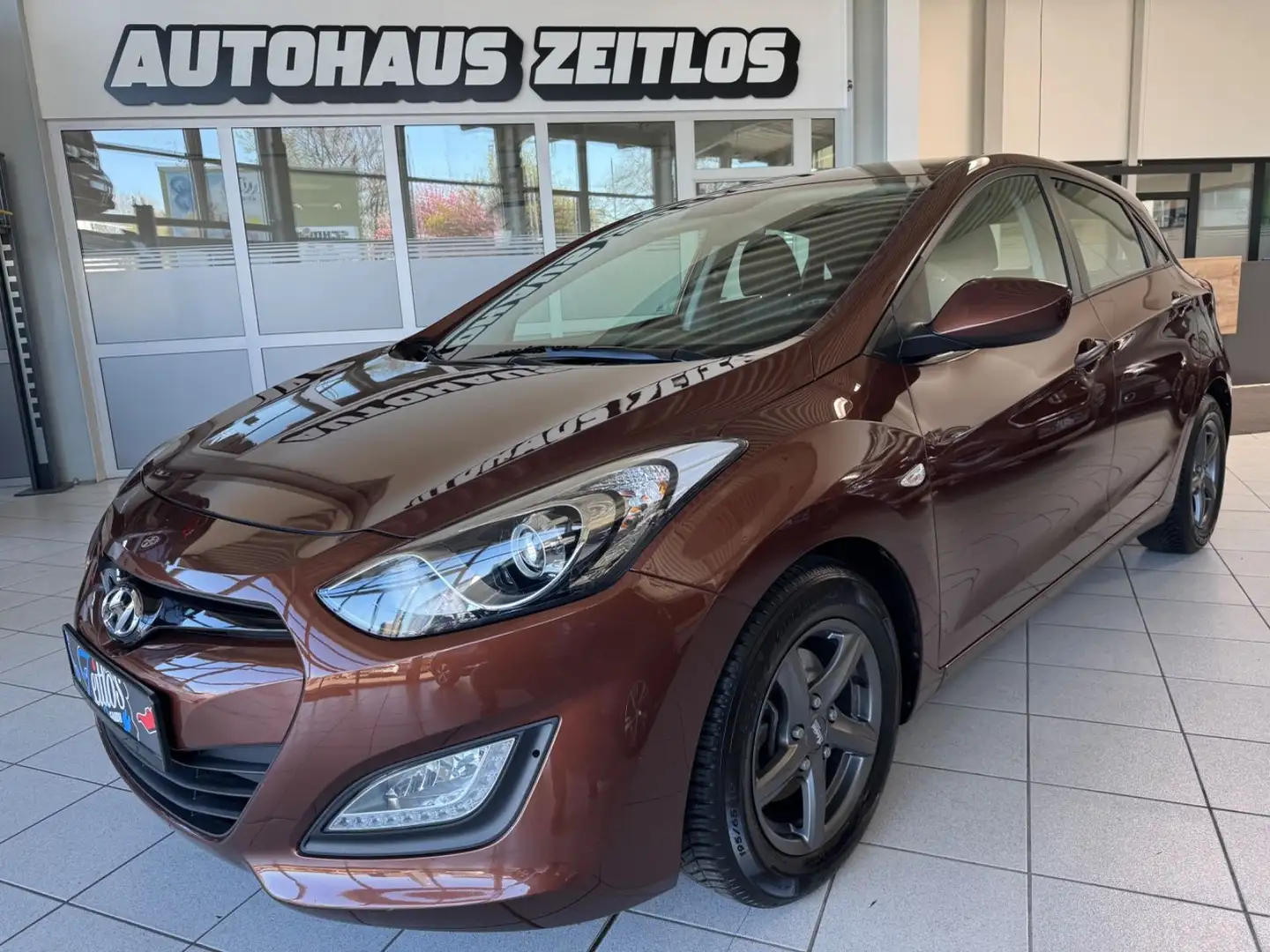 Hyundai i30 1.4 16V *Klima*Alu+Allwetter*Insp.+TÜV NEU* Marrón - 1