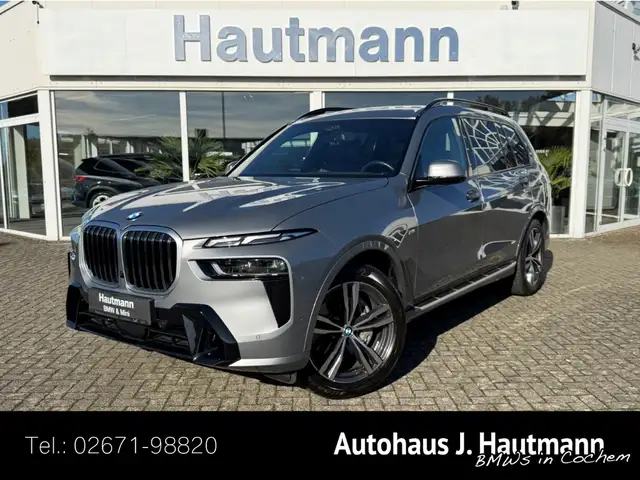 Bmw X7 xDr. 40 d M SPORT*1.HAND*NP:136.890€*M SITZE*