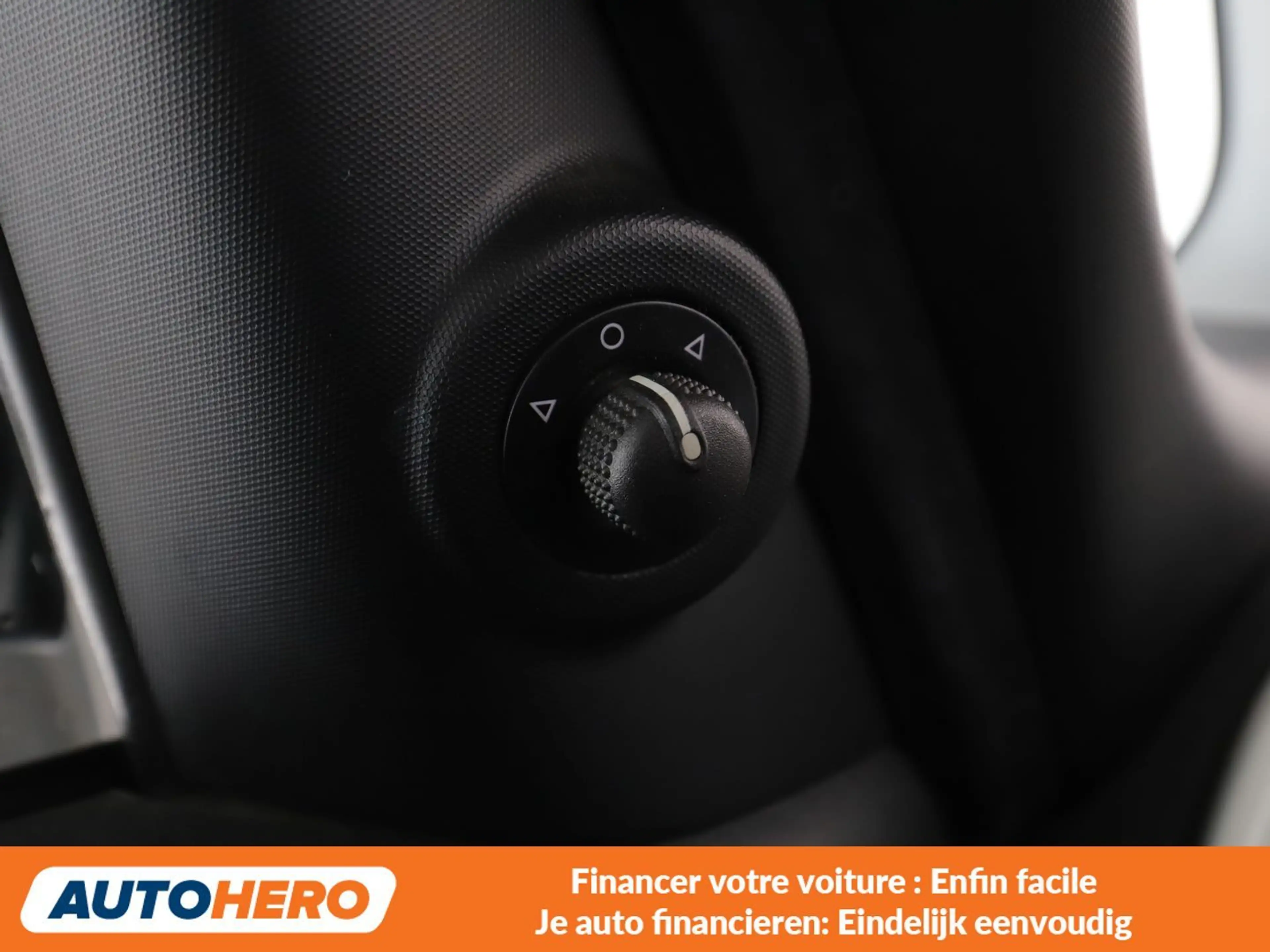 Fiat 500L 1.4 Urban Pop Star — photo 13