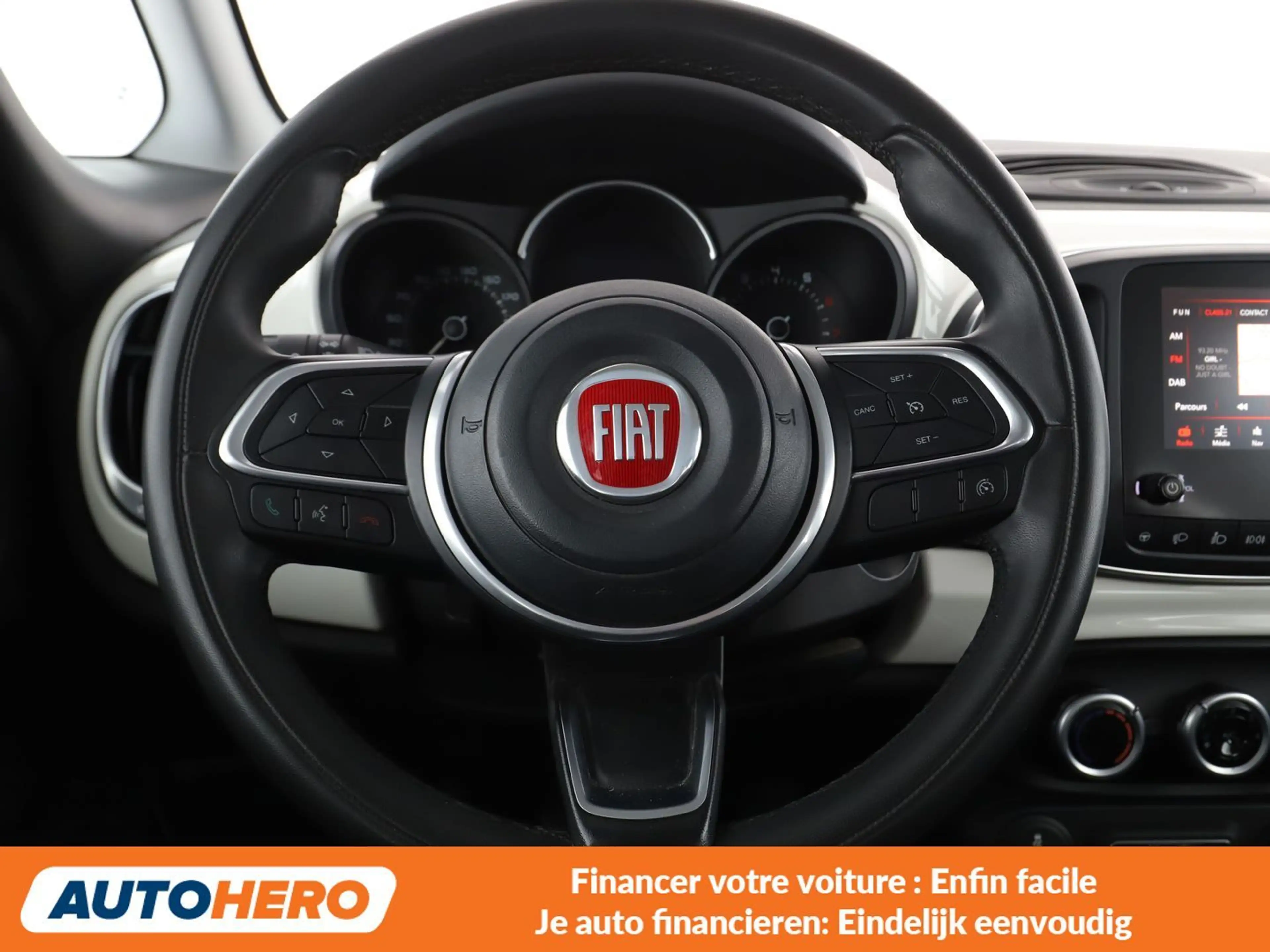 Fiat 500L 1.4 Urban Pop Star — photo 5