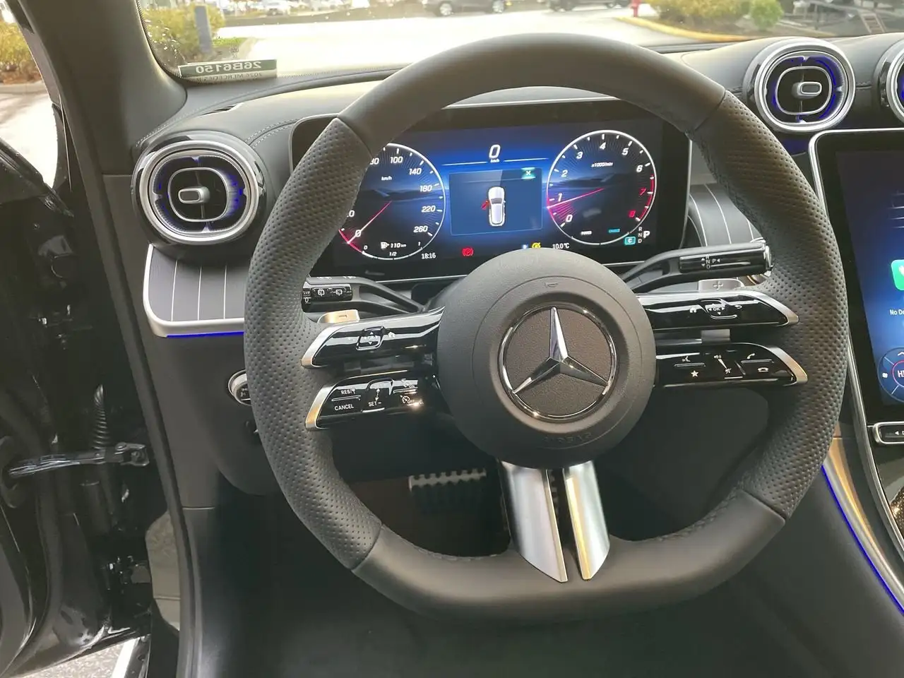 Mercedes-Benz GLC снимка Mercedes-Benz GLC