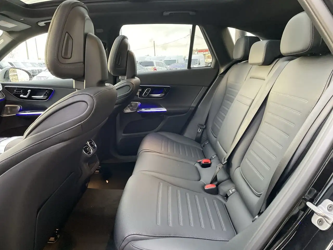 Mercedes-Benz GLC снимка Mercedes-Benz GLC