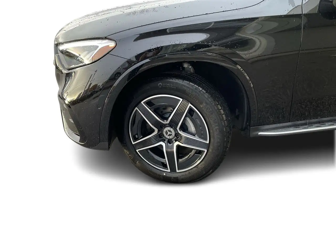 Mercedes-Benz GLC снимка Mercedes-Benz GLC