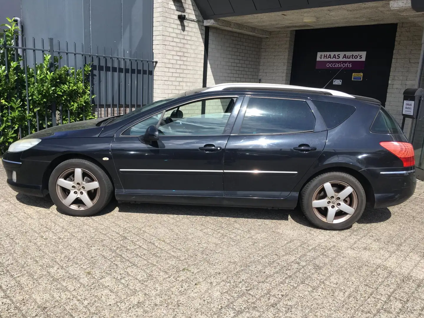 Peugeot 407 SW 2.0 ST / PANO / ALU VELGEN / EXPORT / CLIMA / A Noir - 2