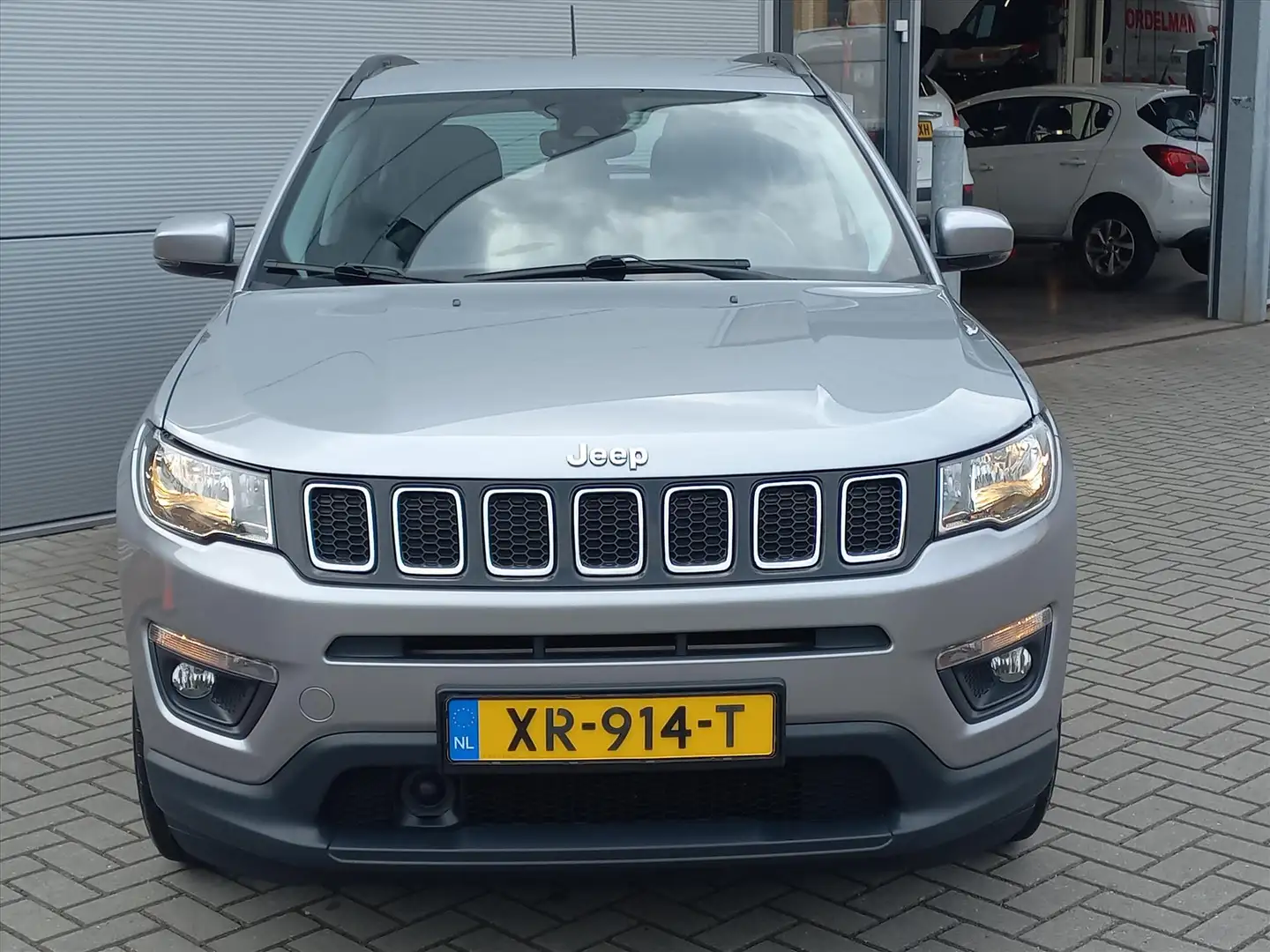 Jeep Compass 1.4 MultiAir 140pk Longitude | Climate control | N Grijs - 2