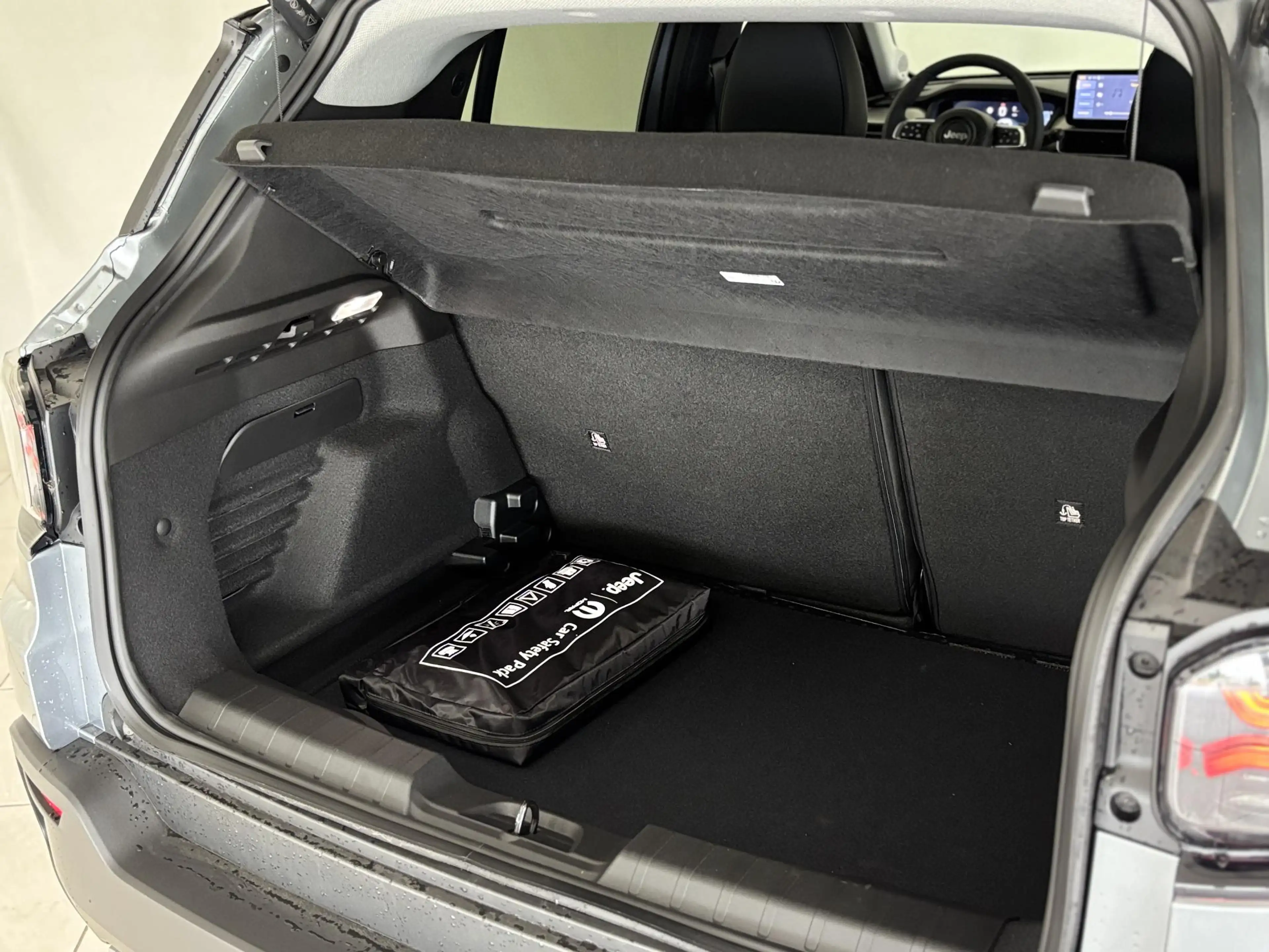 Jeep Avenger 1.2 e-Hybrid Summit | Apple/Android | Panoramadak — photo 33