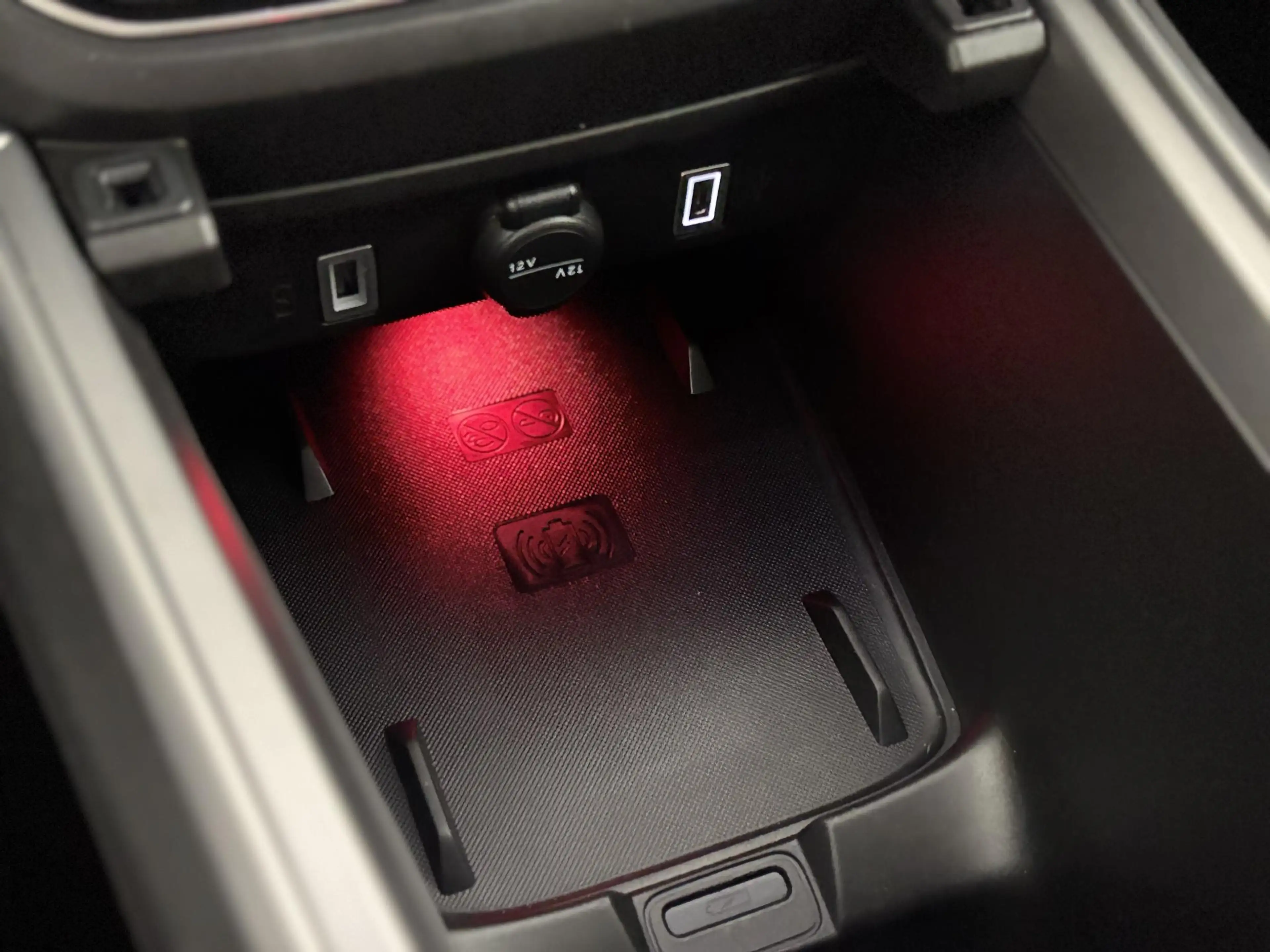 Jeep Avenger 1.2 e-Hybrid Summit | Apple/Android | Panoramadak — photo 29
