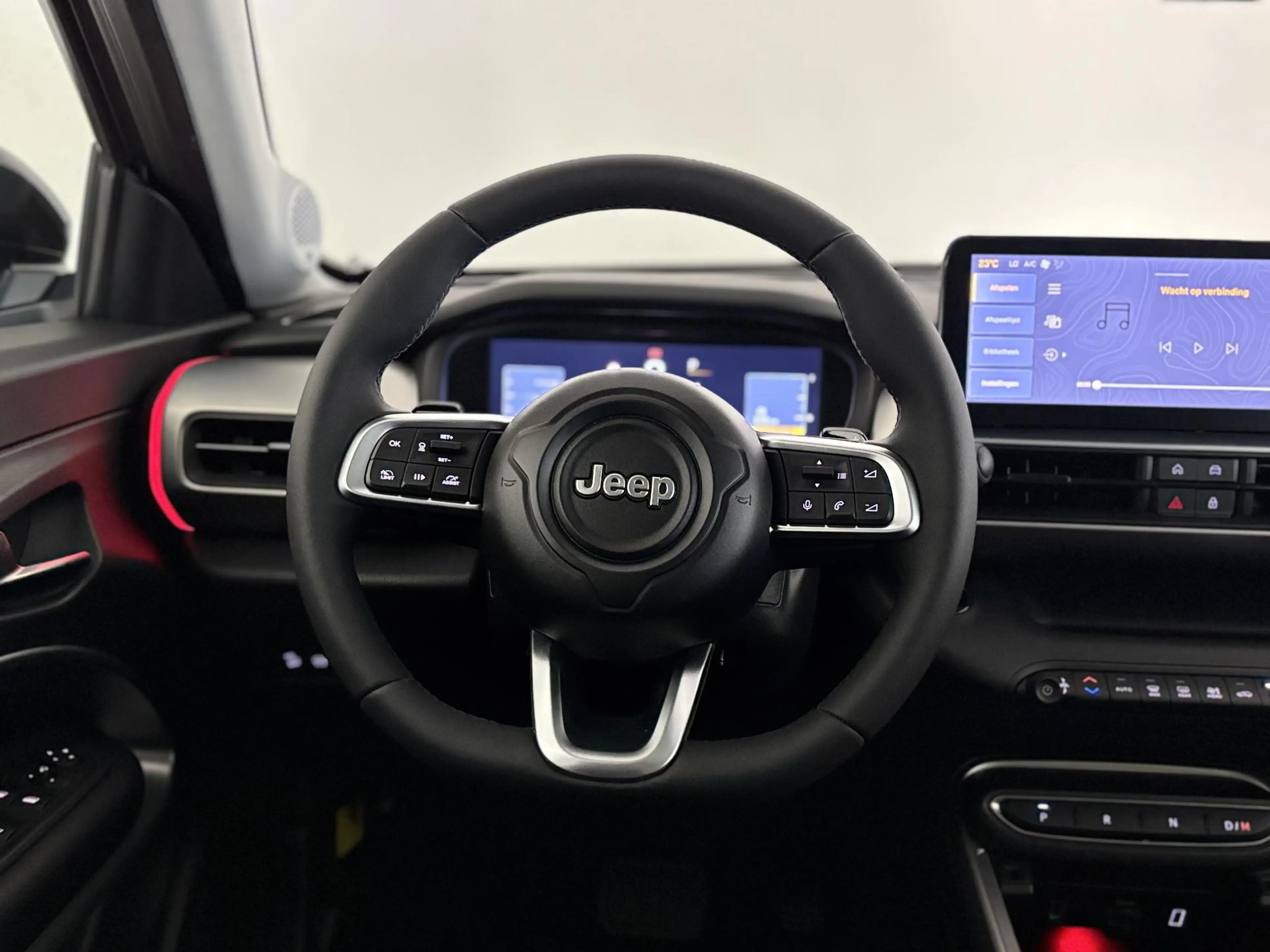 Jeep Avenger 1.2 e-Hybrid Summit | Apple/Android | Panoramadak — photo 14