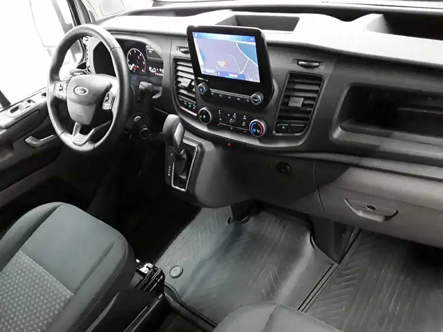 Ford Transit view 9