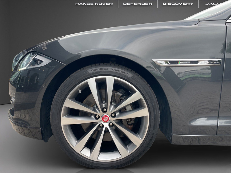 Jaguar XJ R-Sport 3.0 V6 Kompressor AWD — photo 10