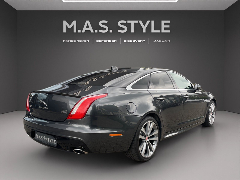 Jaguar XJ R-Sport 3.0 V6 Kompressor AWD — photo 8