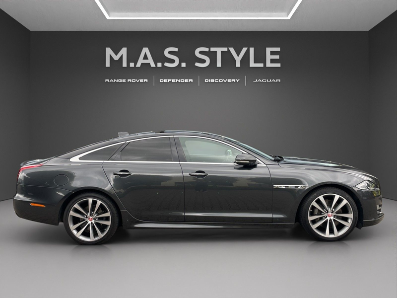 Jaguar XJ R-Sport 3.0 V6 Kompressor AWD — photo 9