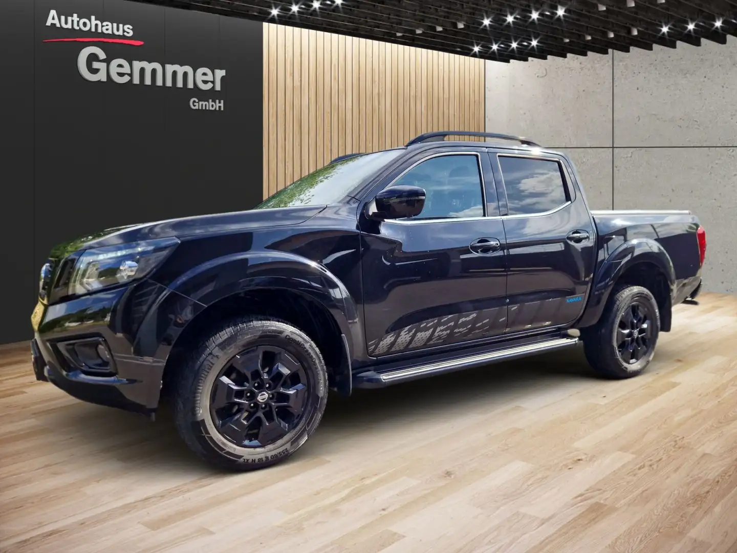Nissan Navara NAVARA DC N-GUARD Schwarz - 2