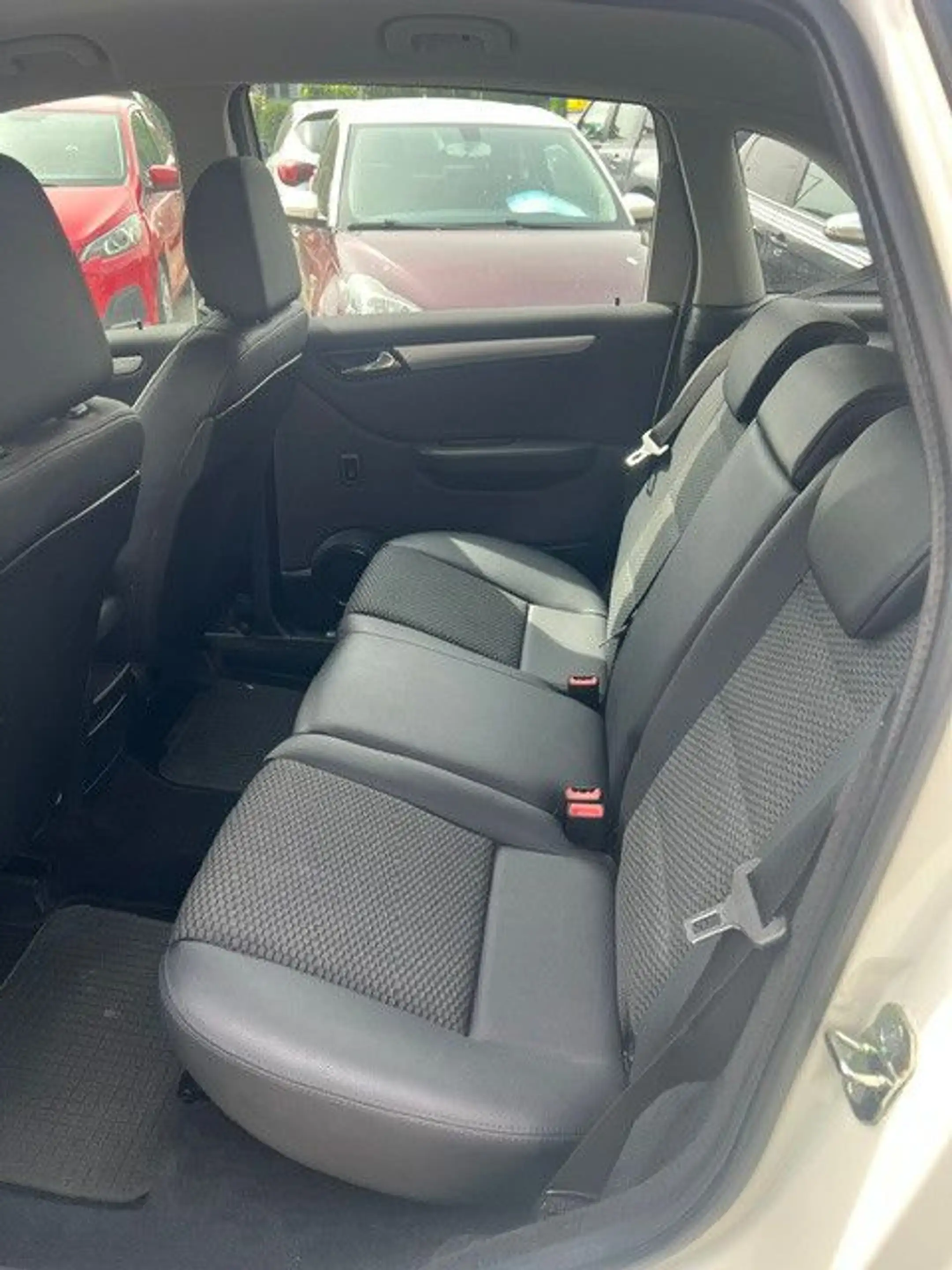 Mercedes-Benz B 200 -KLIMA+SITZ.+AHK-PDC-SCHECKH-incl. GARANTIE — photo 10